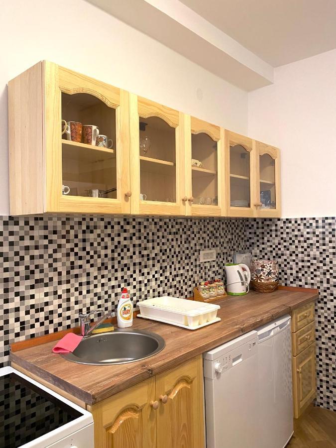 Apartment Njegos Пераст Екстериор снимка
