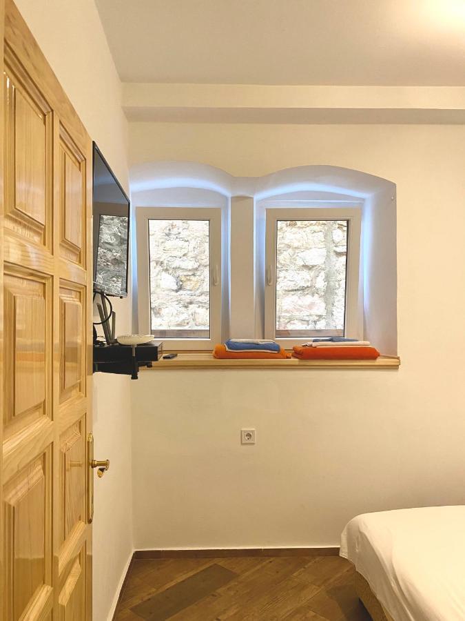 Apartment Njegos Пераст Екстериор снимка