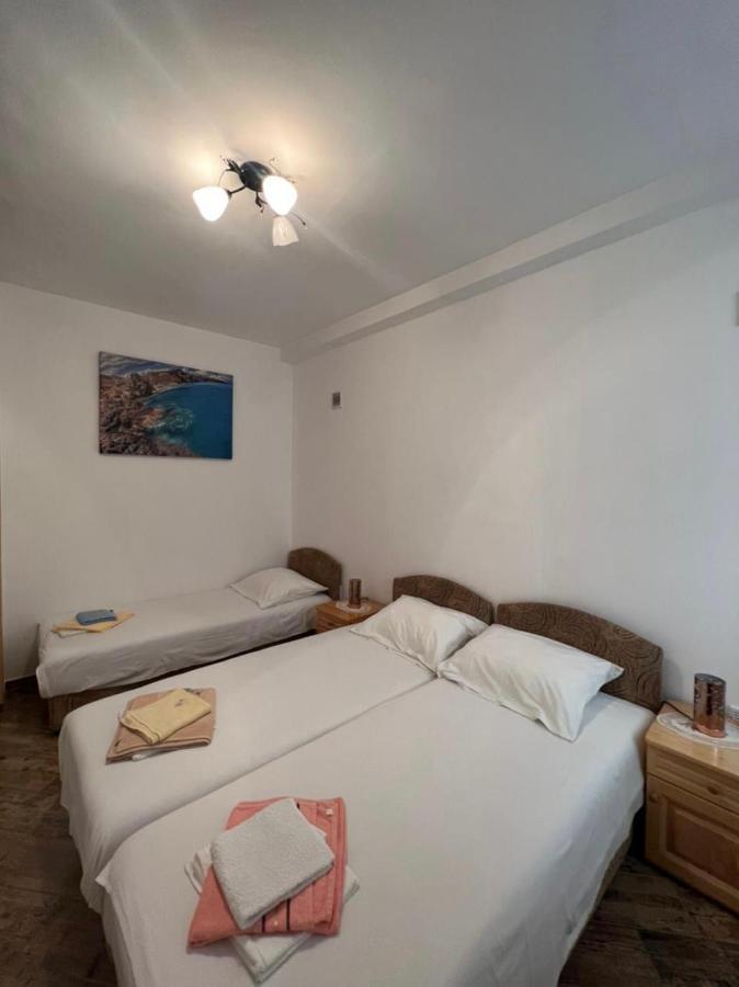 Apartment Njegos Пераст Екстериор снимка