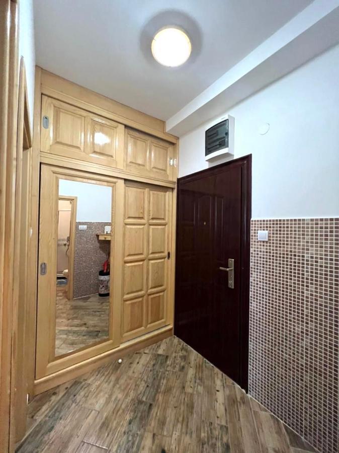 Apartment Njegos Пераст Екстериор снимка